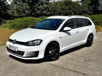 Used Volkswagen Golf 2017 for sale - 79436667: Photo