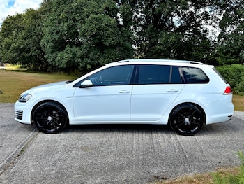 Used Volkswagen Golf 2017 for sale - 79436667: Photo