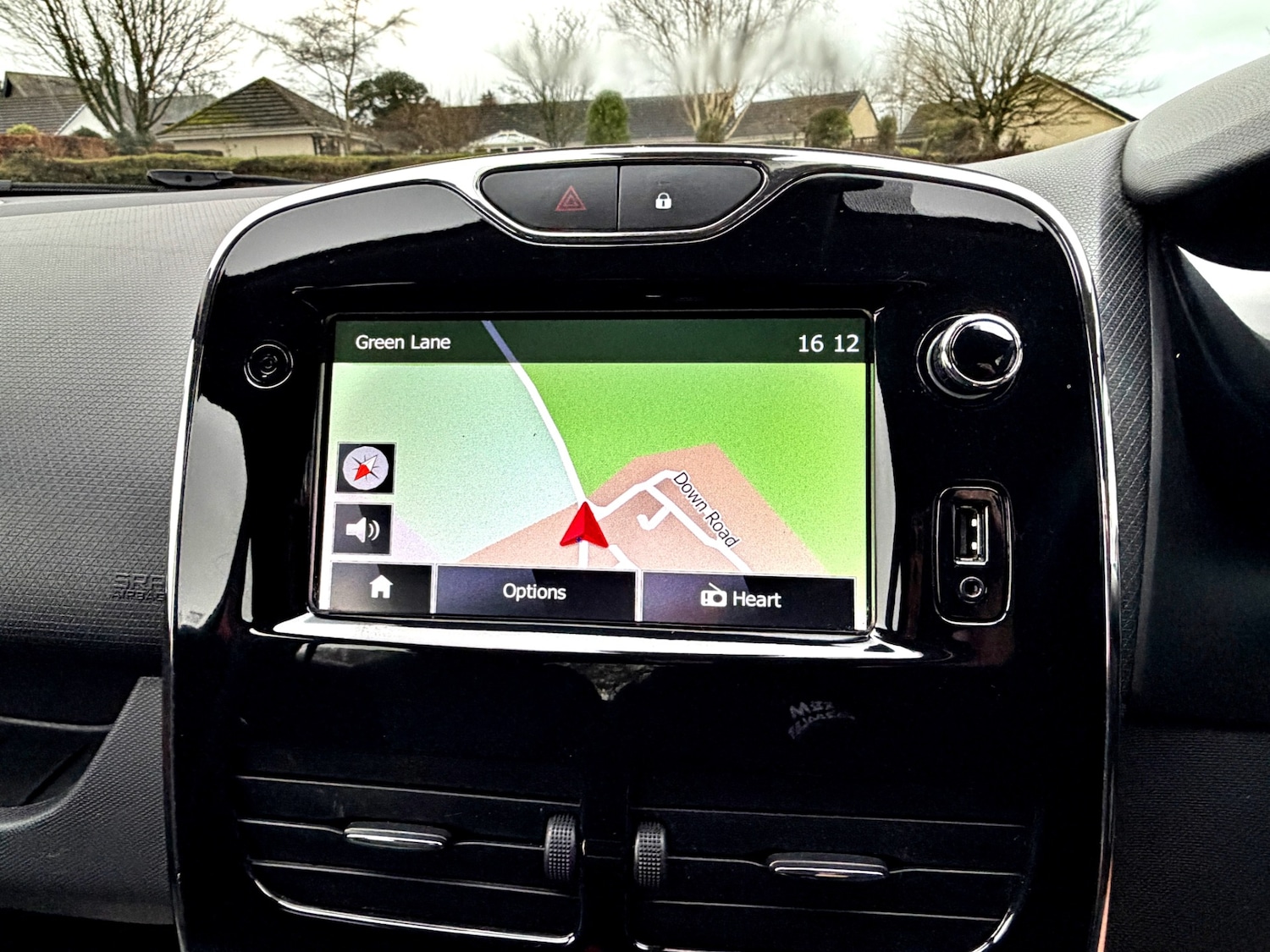 Used Renault Clio 2013 for sale - 77210815: Photo 18