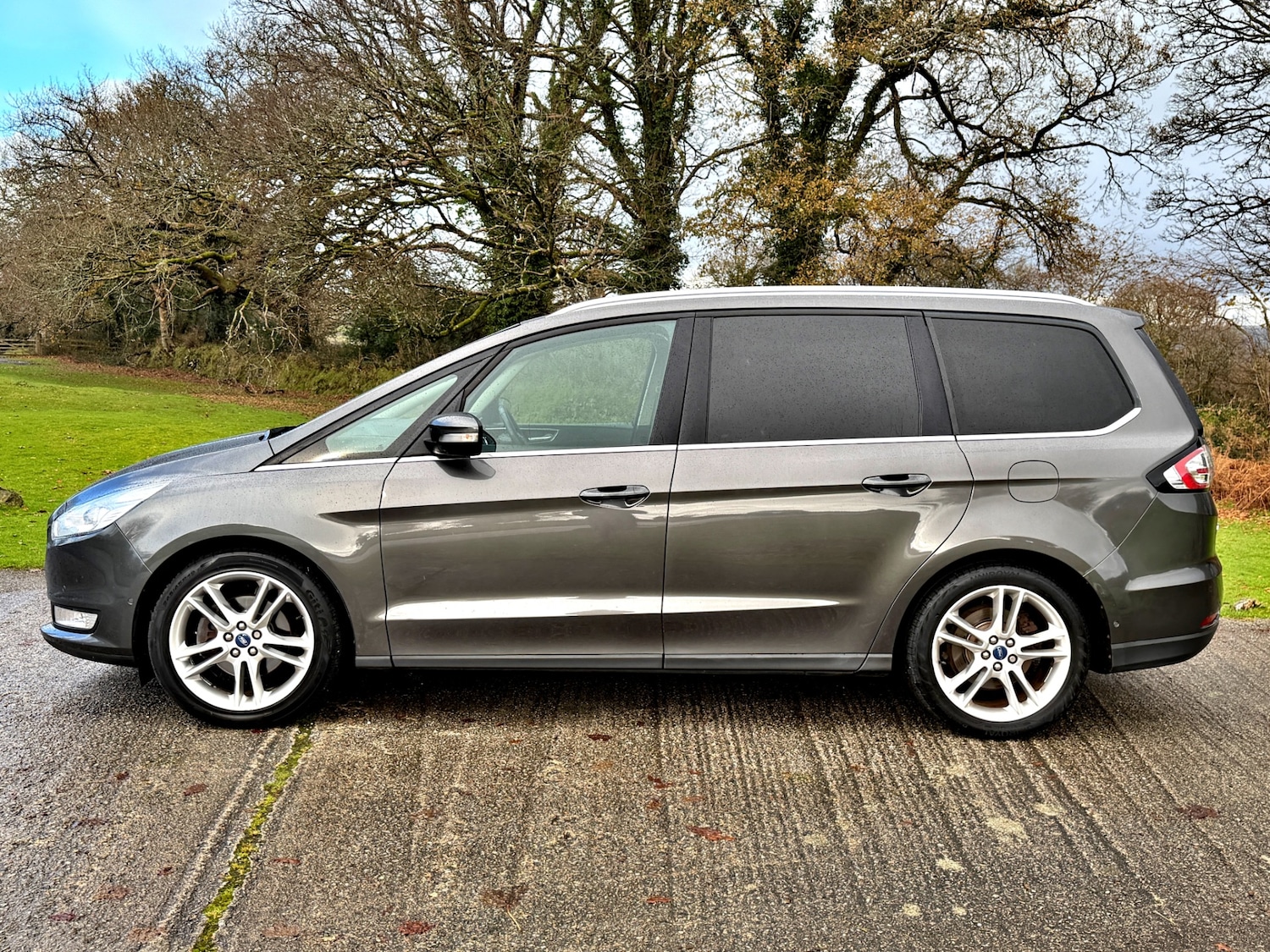 Used Ford Galaxy 2016 for sale - 76979426: Photo 4