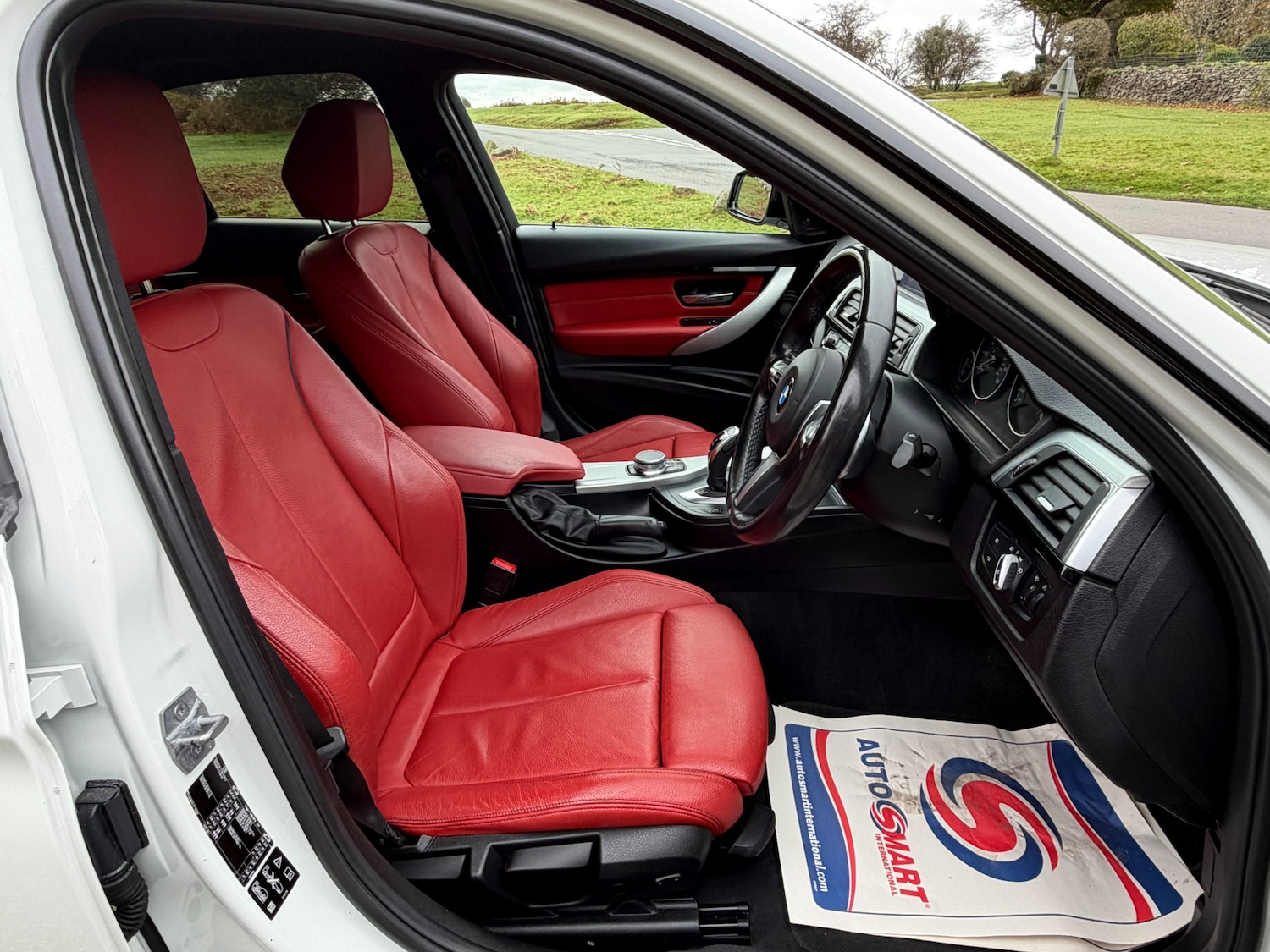 Used BMW 3 Series 2018 for sale - 76919123: Photo 12