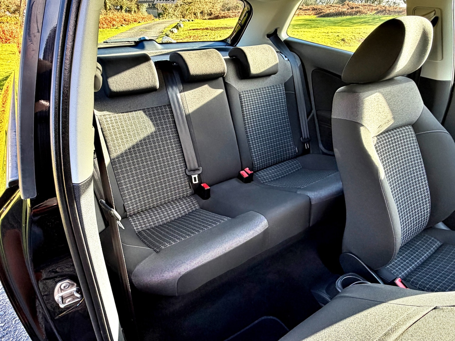 Used Volkswagen Polo 2015 for sale - 77261690: Photo 11