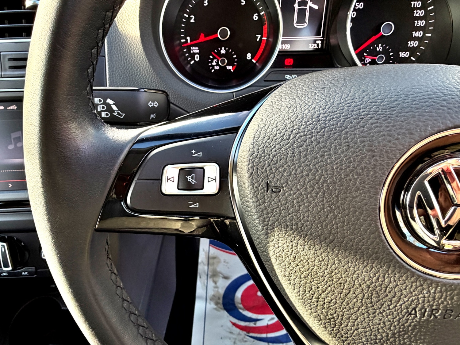 Used Volkswagen Polo 2015 for sale - 77261690: Photo 15