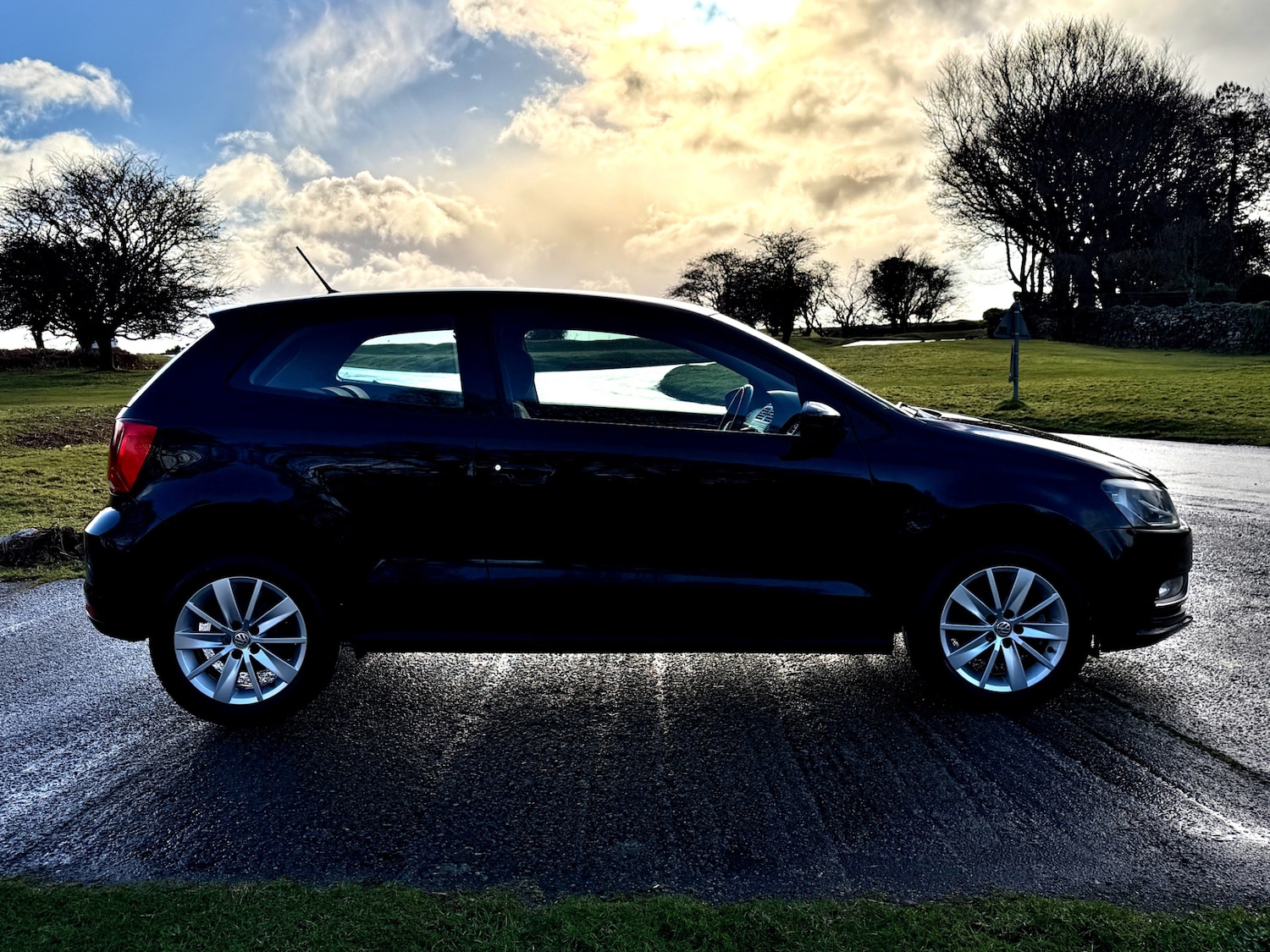 Used Volkswagen Polo 2015 for sale - 77261690: Photo 8