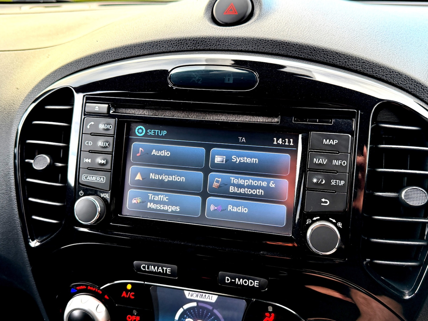 Used Nissan Juke 2016 for sale - 76960315: Photo 27