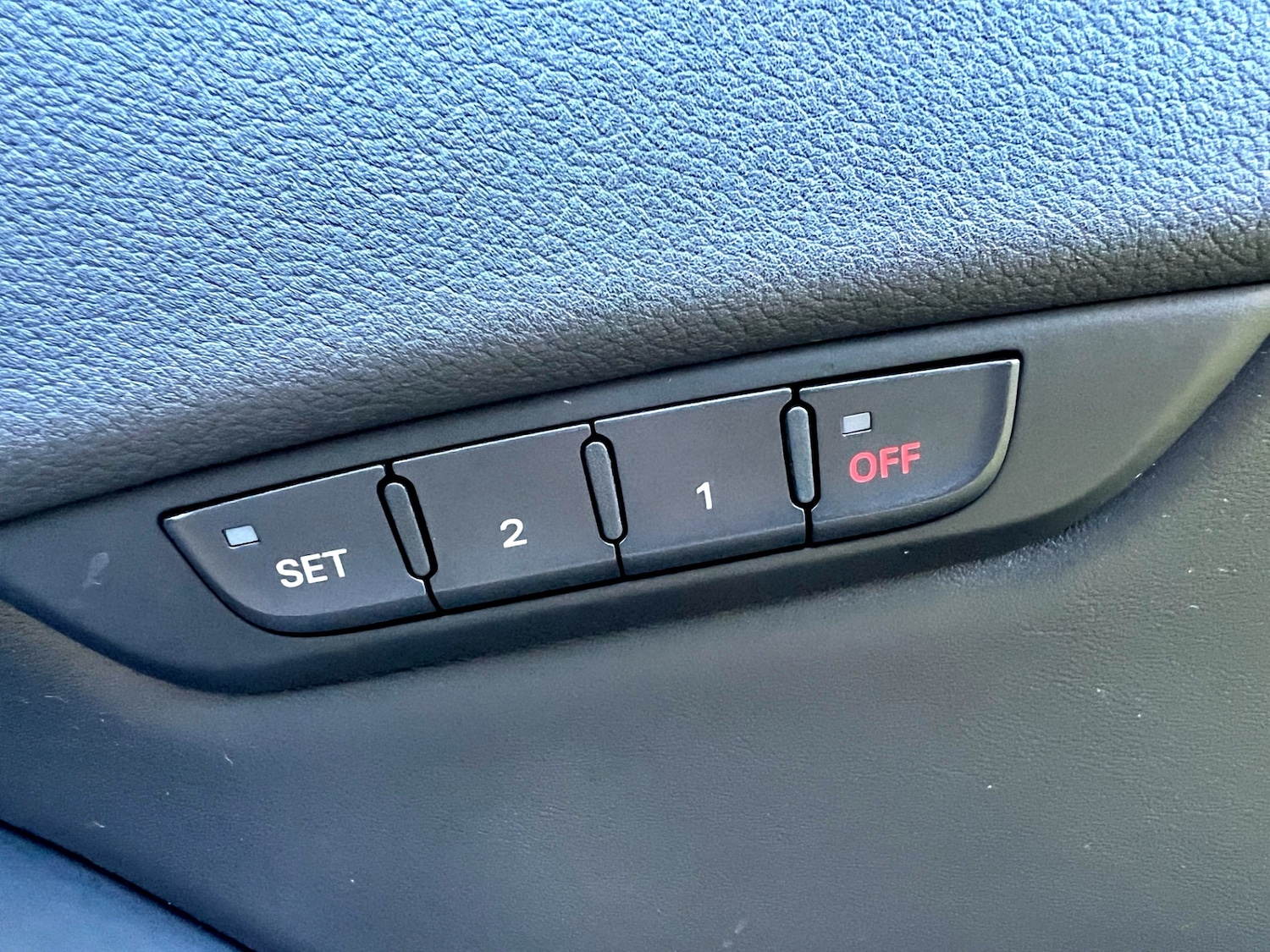 Used Audi RS4 2013 for sale - 76919040: Photo 19