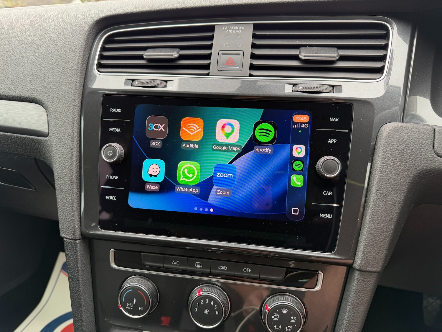 Used Volkswagen Golf 2017 for sale - 78133472: Photo 23