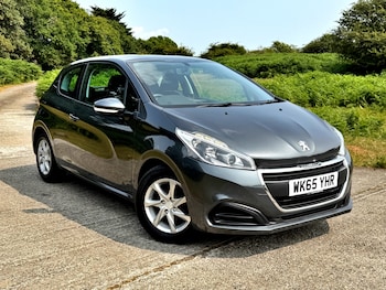 Used Peugeot 208 2015 for sale - 79274784: Photo