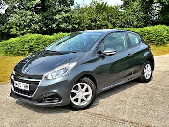 Used Peugeot 208 2015 for sale - 79274784: Photo