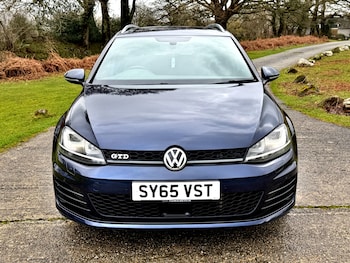 Used Volkswagen Golf 2015 for sale - 77528283: Photo