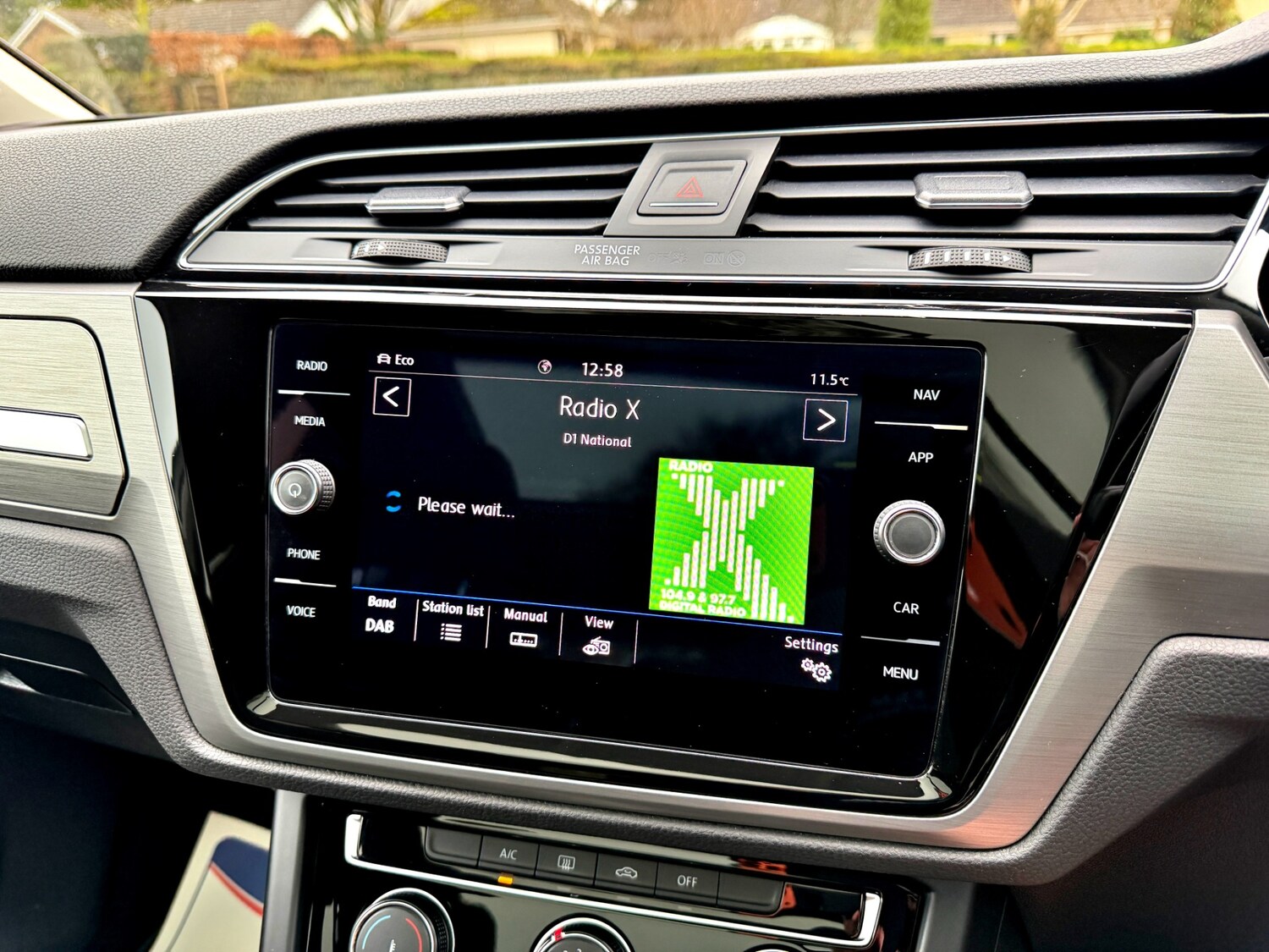 Used Volkswagen Touran 2017 for sale - 77640635: Photo 24