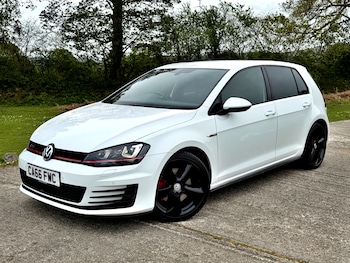 Used Volkswagen Golf 2016 for sale - 78424310: Photo