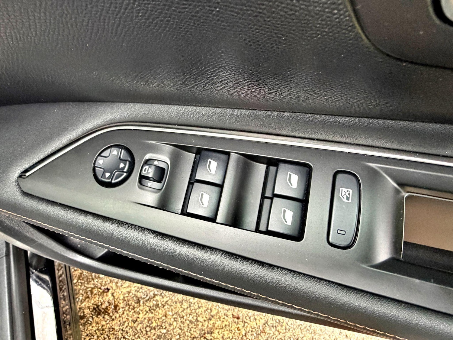 Used Peugeot 3008 2019 for sale - 76832087: Photo 23