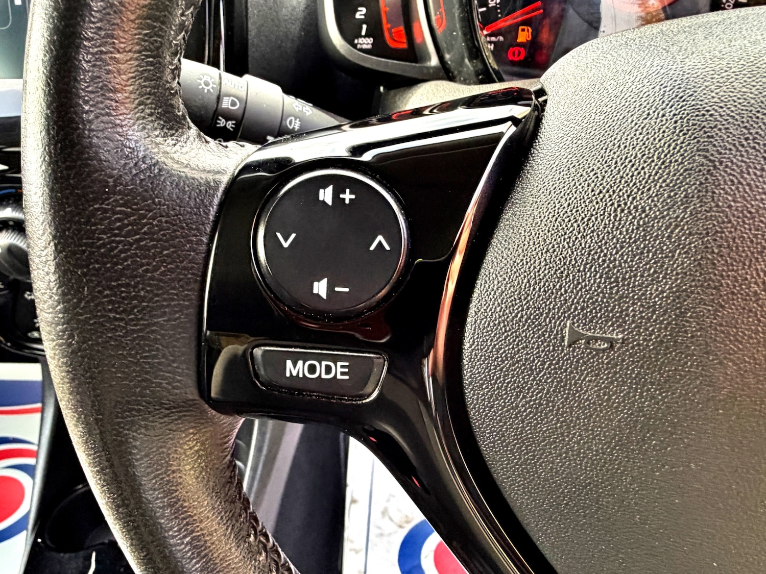 Used Peugeot 108 2018 for sale - 76979410: Photo 17