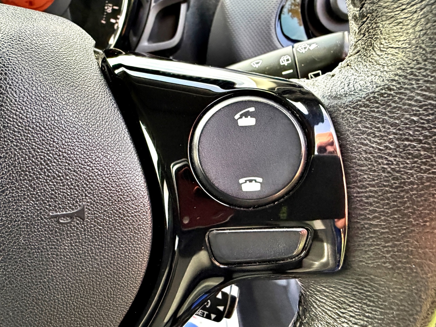 Used Peugeot 108 2018 for sale - 76979410: Photo 18