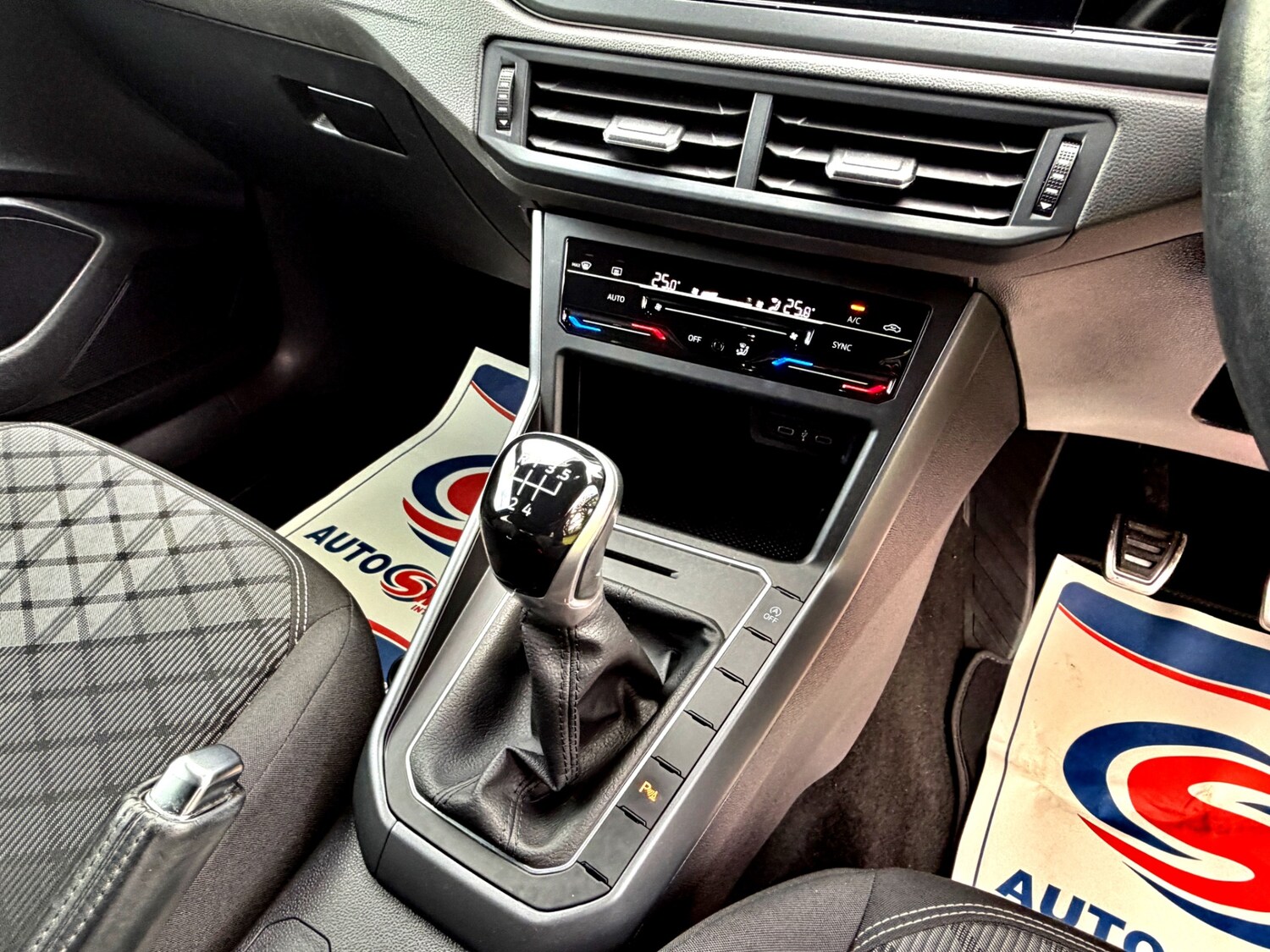 Used Volkswagen Polo 2022 for sale - 77690913: Photo 22