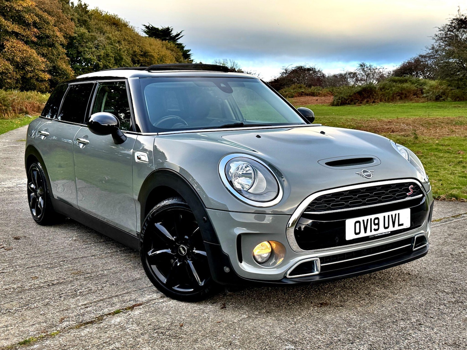 Used MINI Clubman 2019 for sale - 76832150: Photo 1
