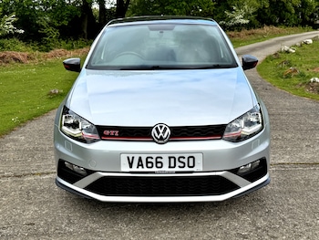Used Volkswagen Polo 2016 for sale - 78564132: Photo