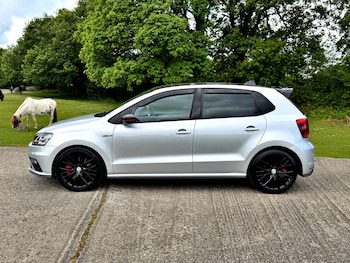 Used Volkswagen Polo 2016 for sale - 78564132: Photo