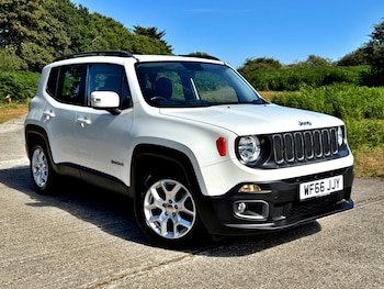Used Jeep Renegade 2016 for sale - 79308886: Photo