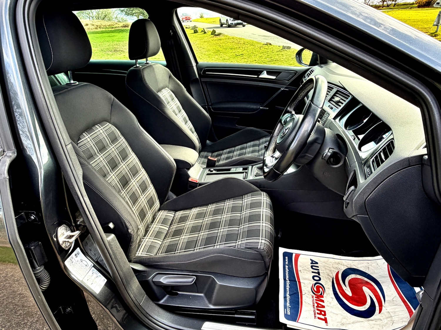 Used Volkswagen Golf 2016 for sale - 78081320: Photo 12