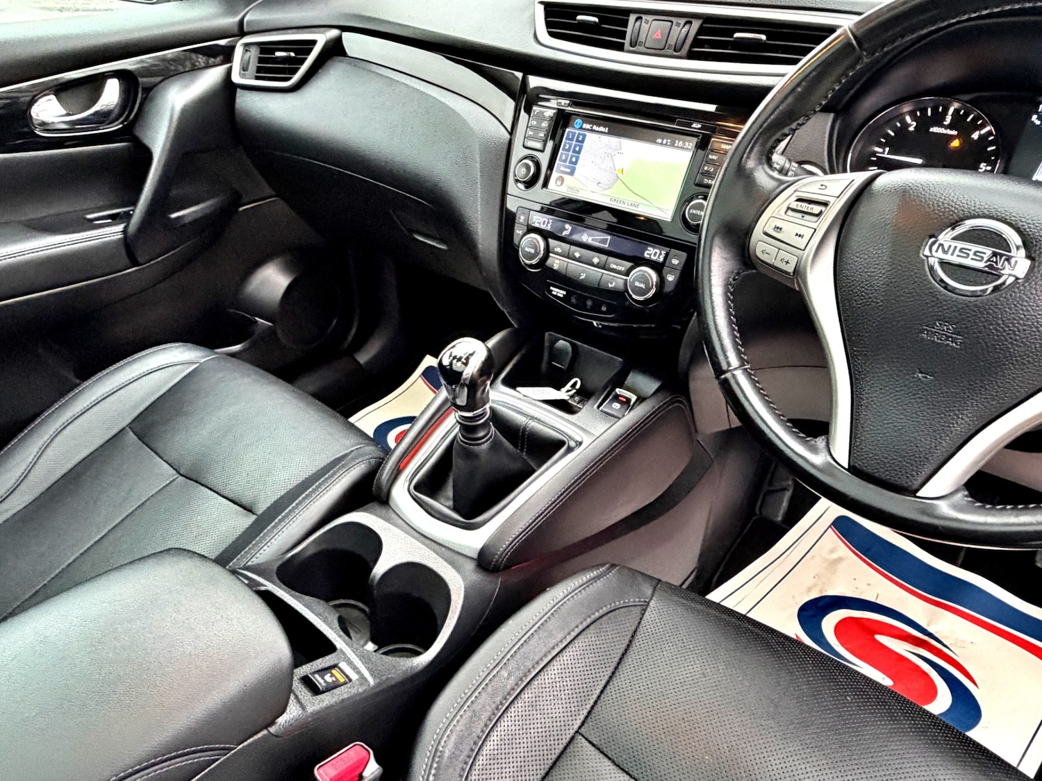 Used Nissan Qashqai 2015 for sale - 77592543: Photo 12