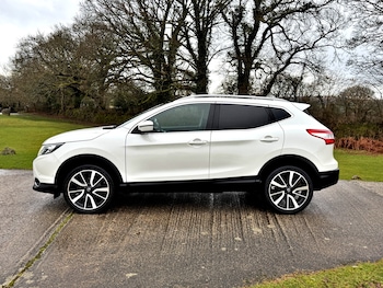 Used Nissan Qashqai 2015 for sale - 77592543: Photo
