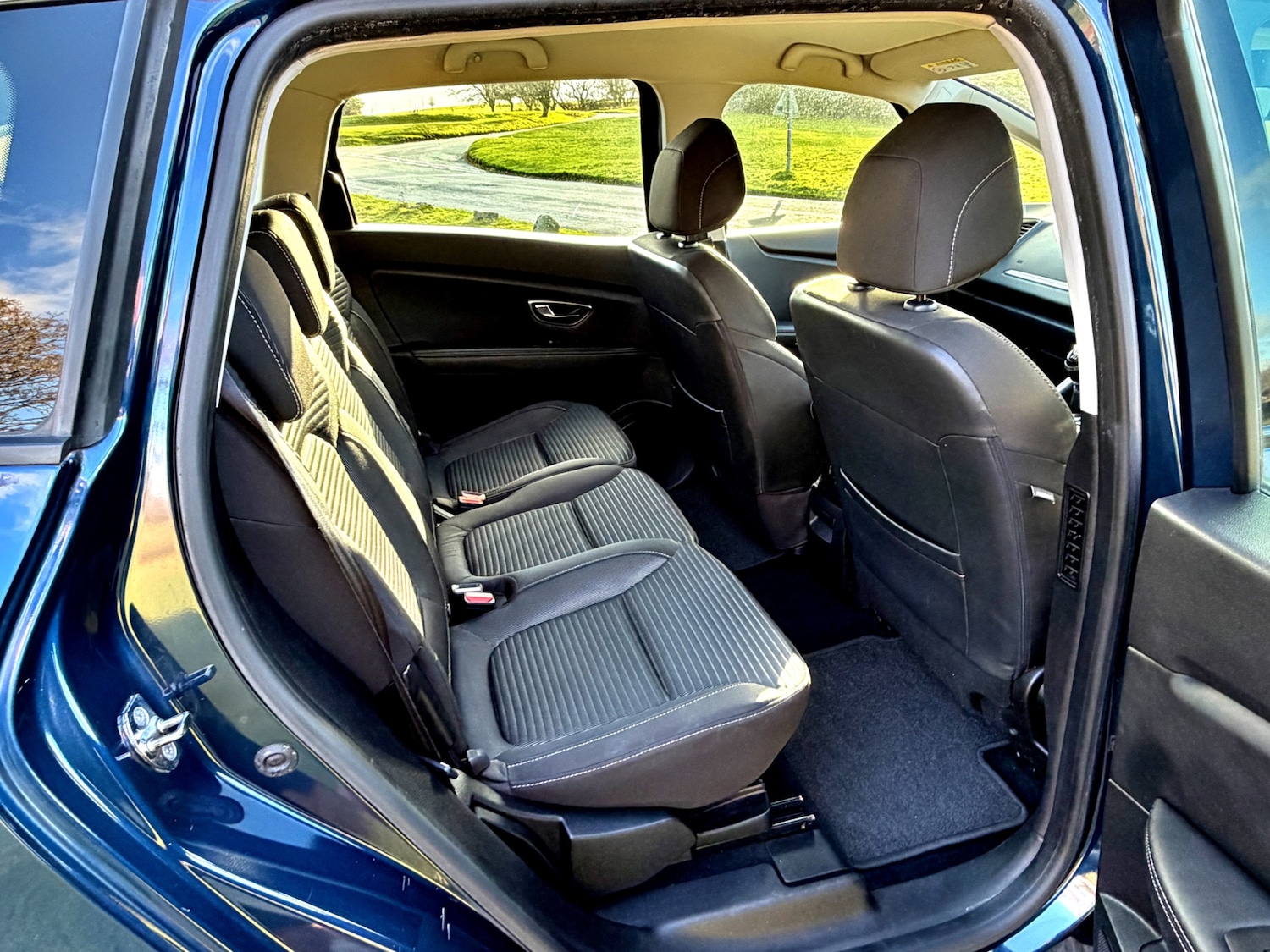 Used Renault Grand Scenic 2018 for sale - 77062321: Photo 12