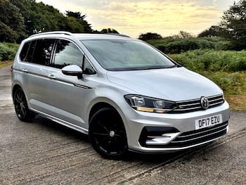 Used Volkswagen Touran 2017 for sale - 79625710: Photo