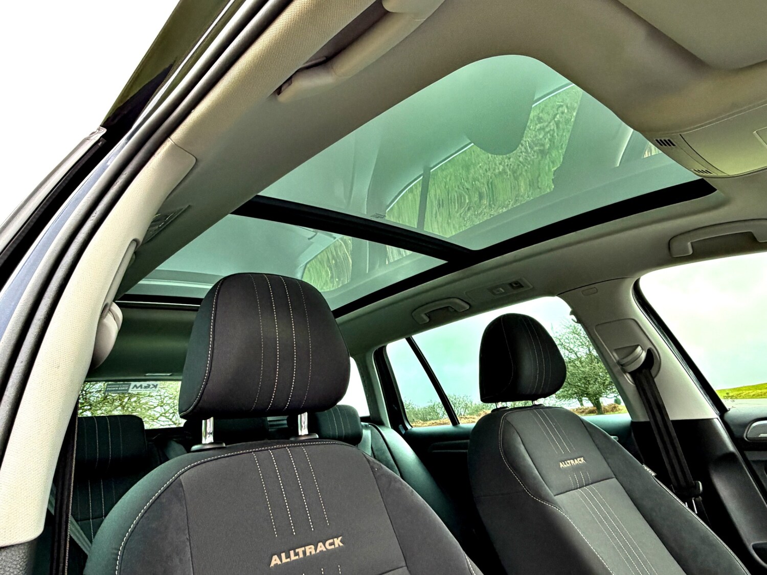 Used Volkswagen Golf 2016 for sale - 77689621: Photo 14