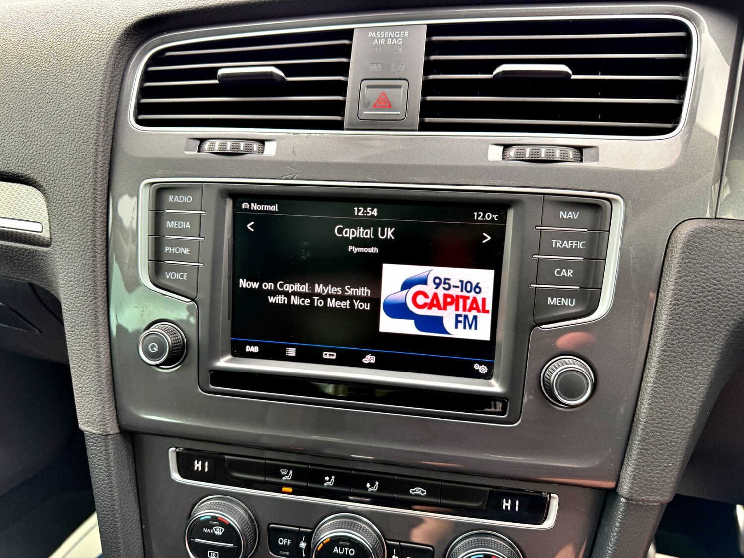 Used Volkswagen Golf 2016 for sale - 77689621: Photo 27