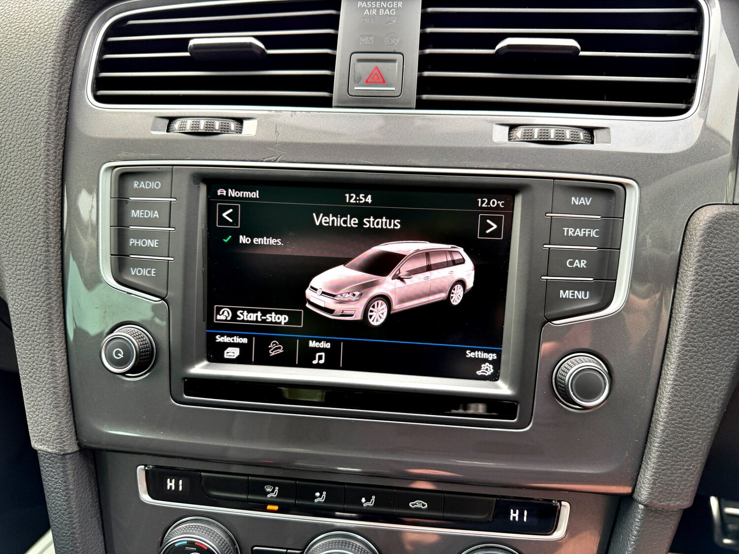 Used Volkswagen Golf 2016 for sale - 77689621: Photo 29