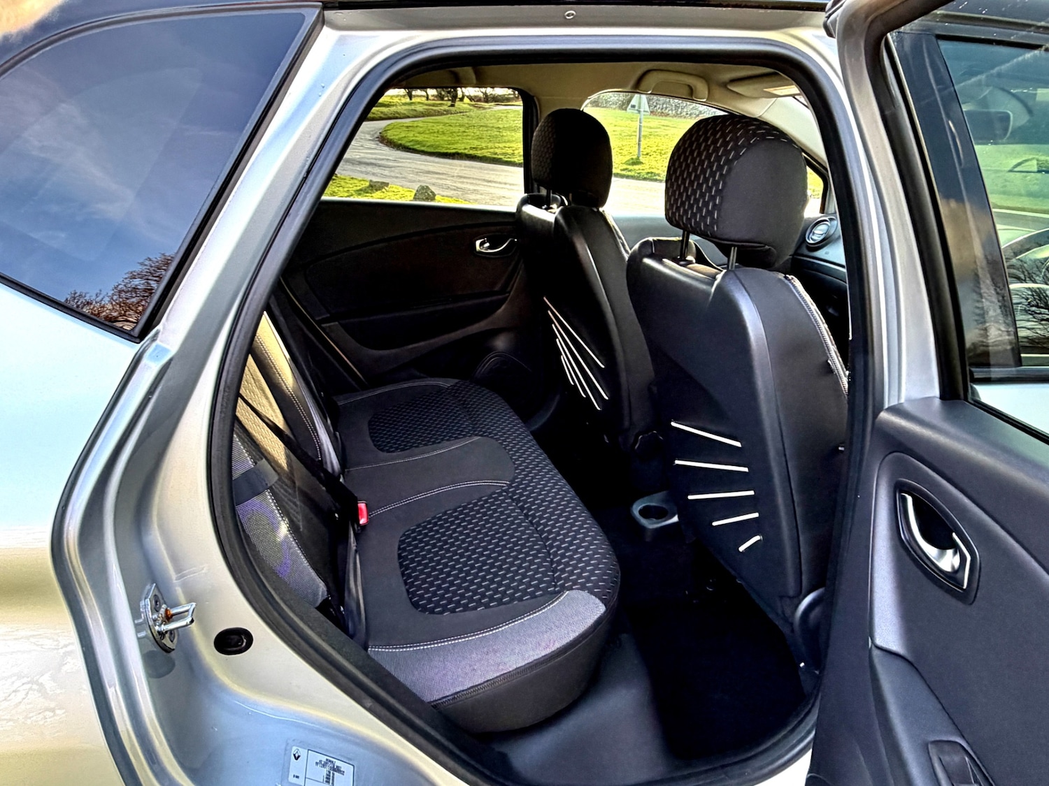 Used Renault Captur 2017 for sale - 76946003: Photo 13