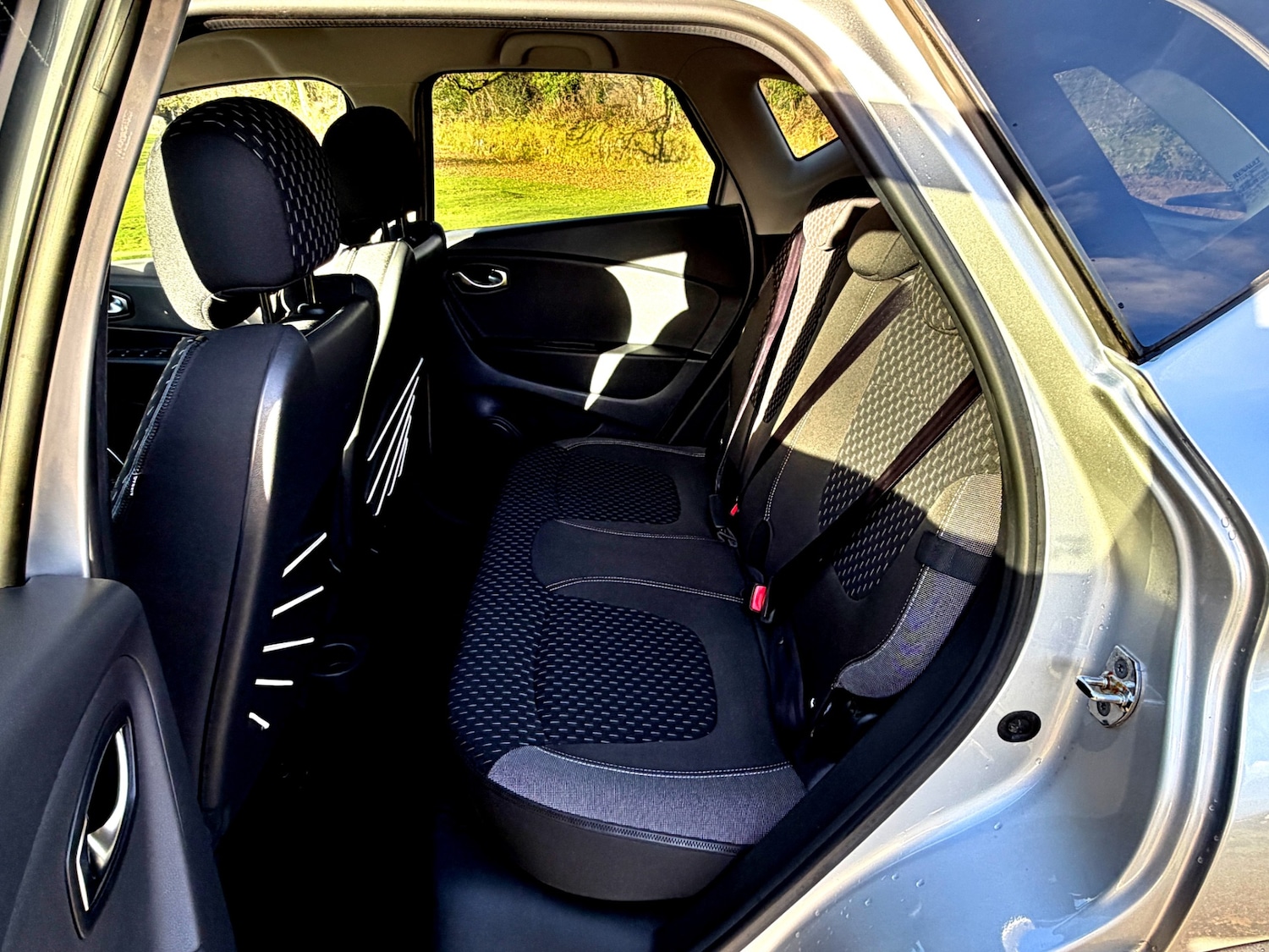 Used Renault Captur 2017 for sale - 76946003: Photo 15