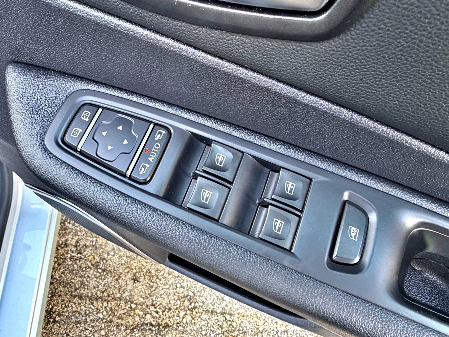 Used Renault Captur 2017 for sale - 76946003: Photo 17