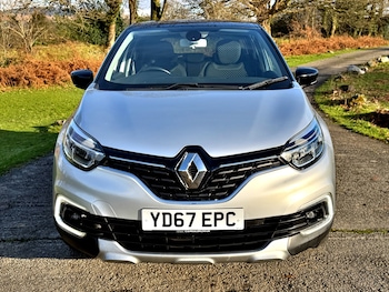 Used Renault Captur 2017 for sale - 76946003: Photo