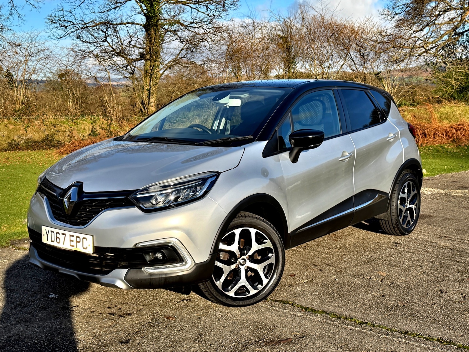 Used Renault Captur 2017 for sale - 76946003: Photo 3