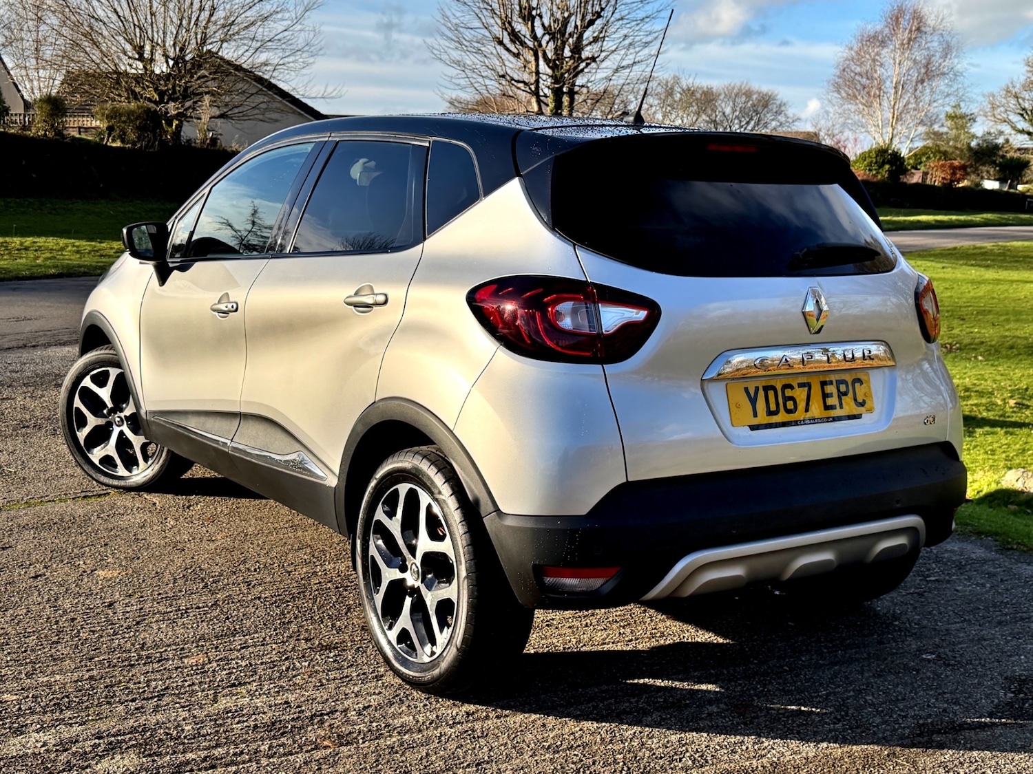 Used Renault Captur 2017 for sale - 76946003: Photo 5