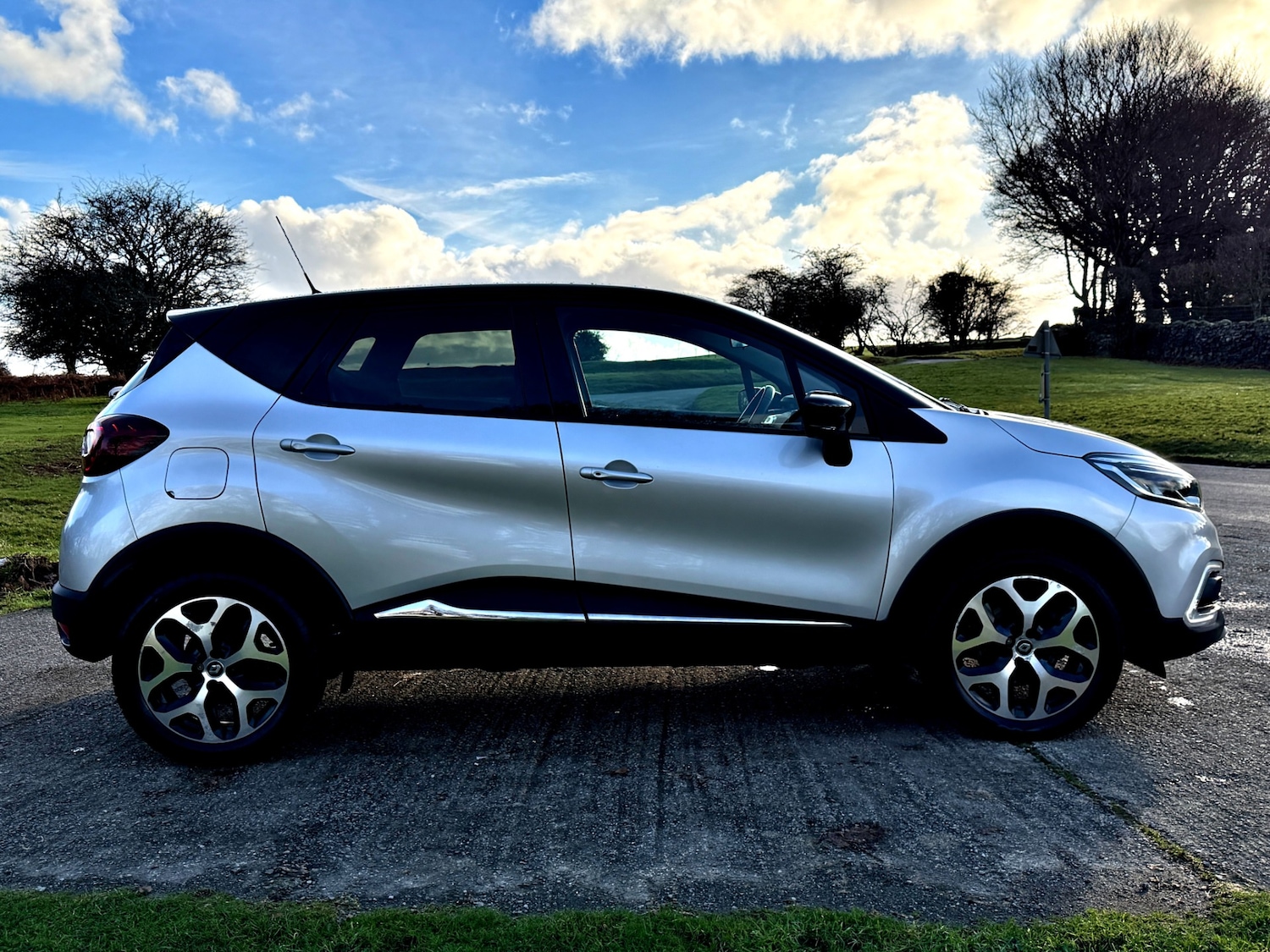 Used Renault Captur 2017 for sale - 76946003: Photo 9