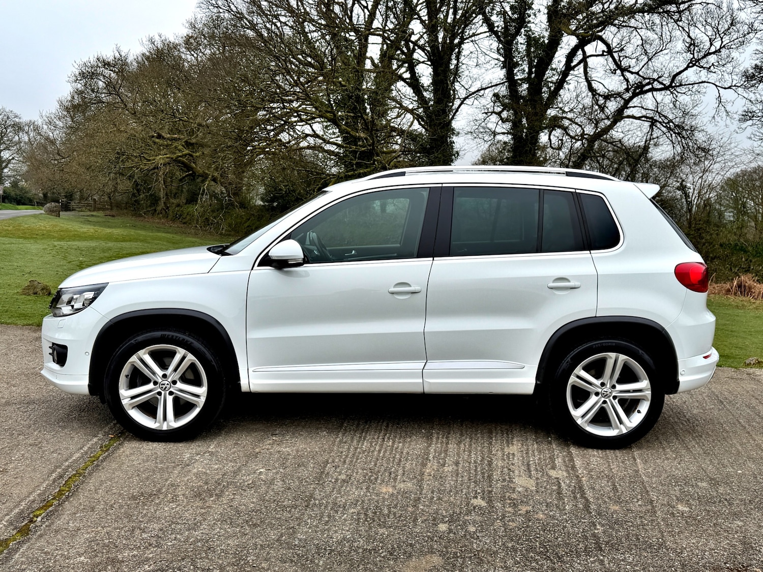 Used Volkswagen Tiguan 2015 for sale - 78078531: Photo 4