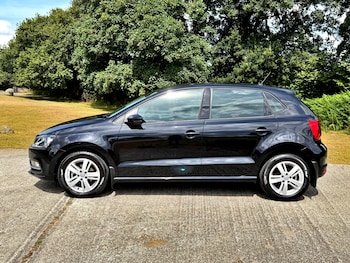 Used Volkswagen Polo 2016 for sale - 79392781: Photo