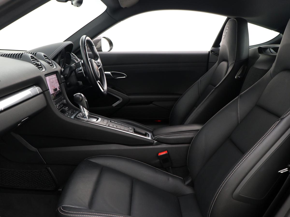 Used Porsche Cayman 2023 for sale - 77533180: Photo 3