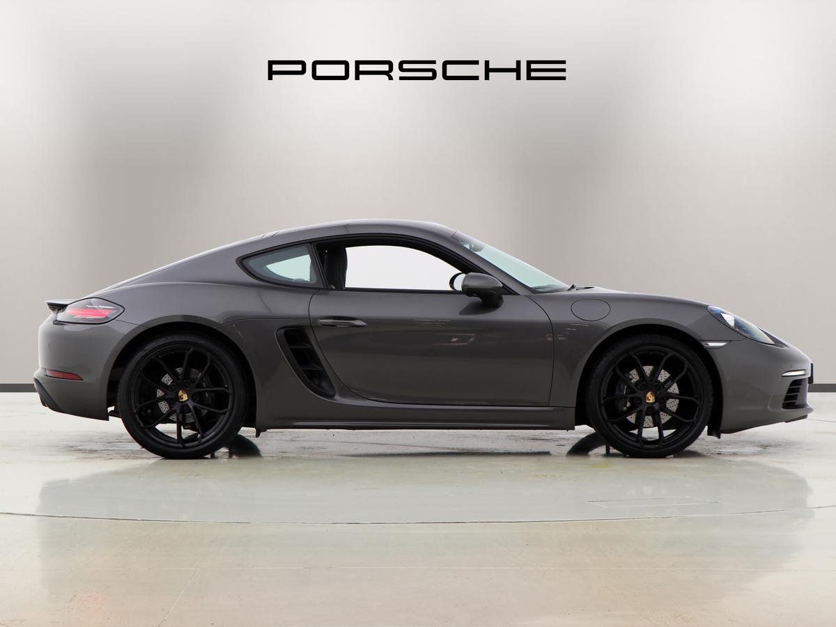 Used Porsche Cayman 2023 for sale - 77533180: Photo 5