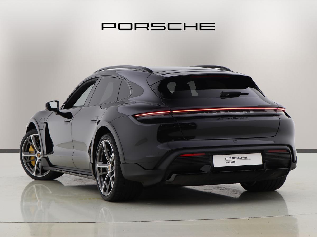 Used Porsche Taycan 2022 for sale - 77532870: Photo 2