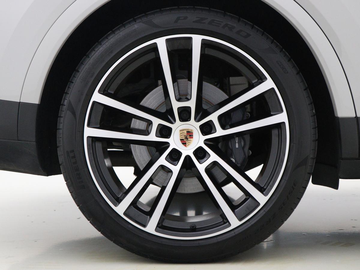 Used Porsche Cayenne 2025 for sale - 76679962: Photo 4