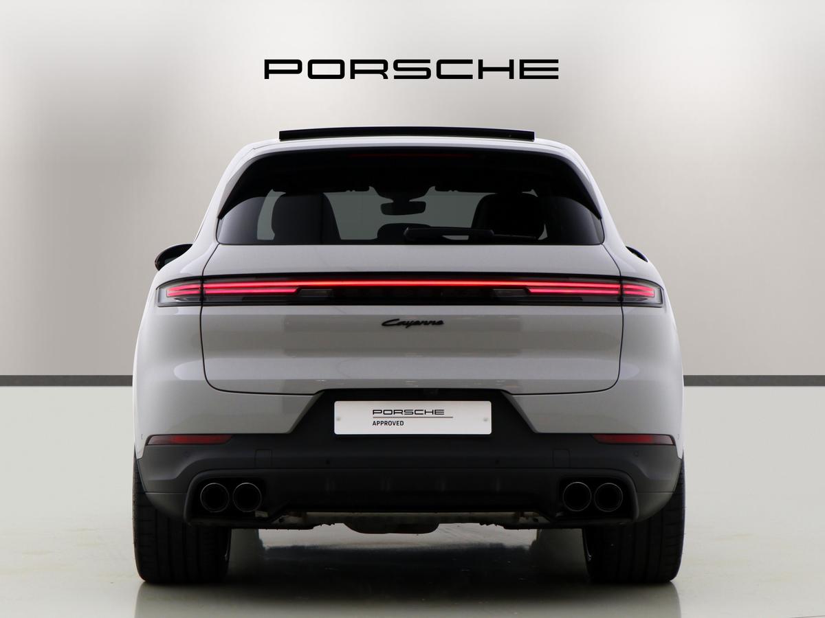 Used Porsche Cayenne 2025 for sale - 76679962: Photo 8