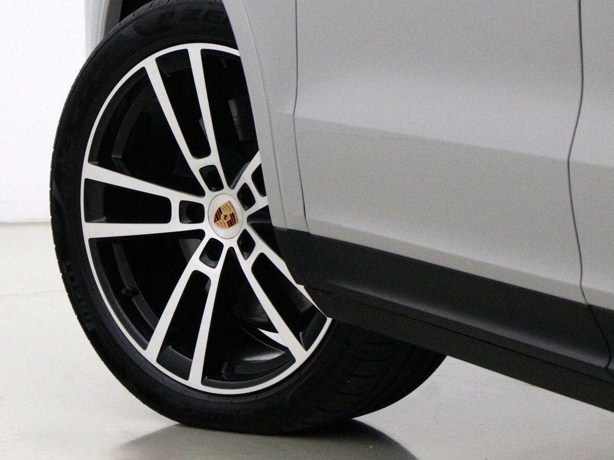 Used Porsche Cayenne 2025 for sale - 76679962: Photo 9