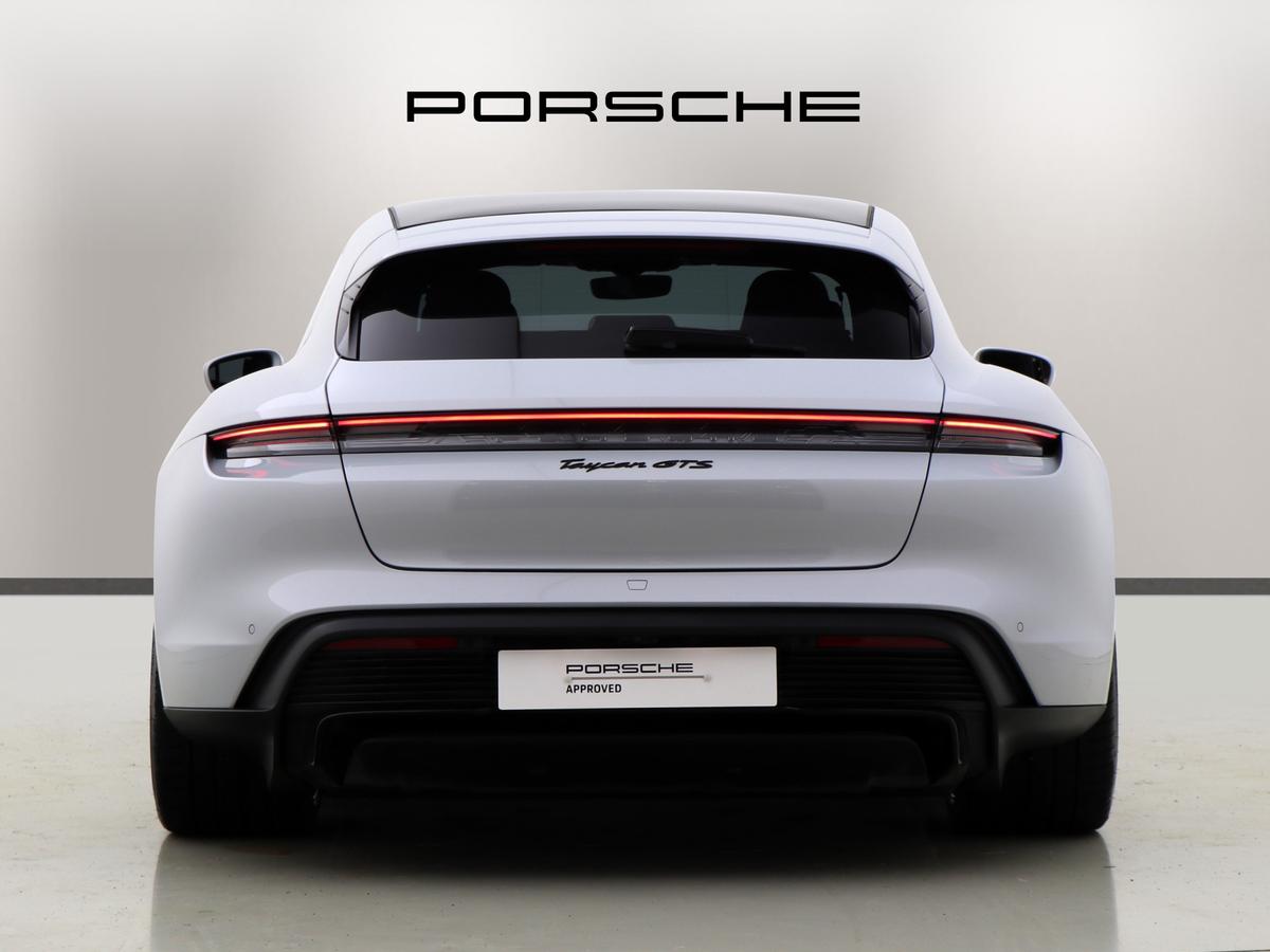 Used Porsche Taycan 2023 for sale - 77533295: Photo 8
