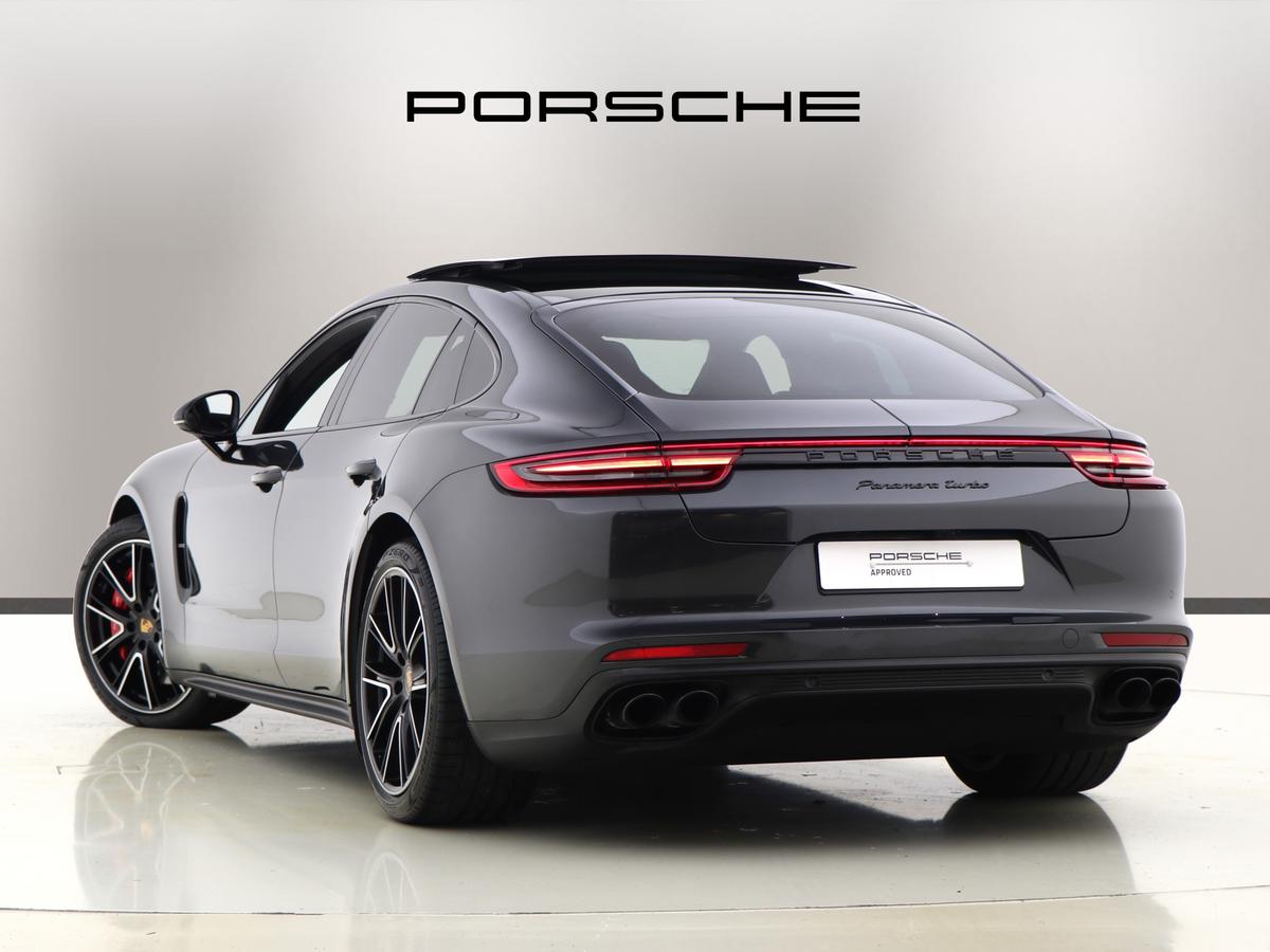 Used Porsche Panamera 2018 for sale - 77128045: Photo 2