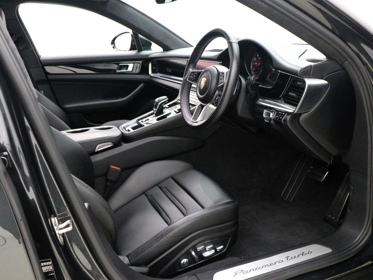 Used Porsche Panamera 2018 for sale - 77128045: Photo 9